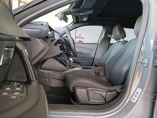 PEUGEOT-2008-2025