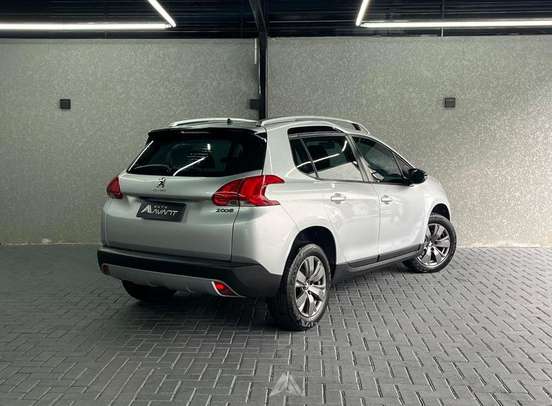 PEUGEOT-2008-2018