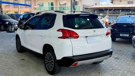 PEUGEOT-2008-2018