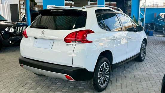 PEUGEOT-2008-2018