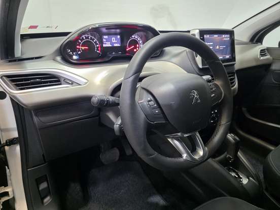 PEUGEOT-2008-2021