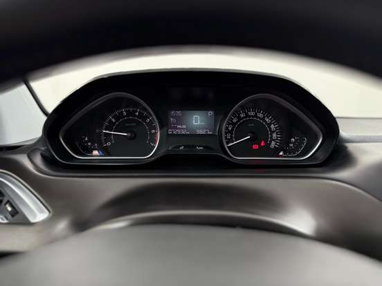 PEUGEOT-2008-2020