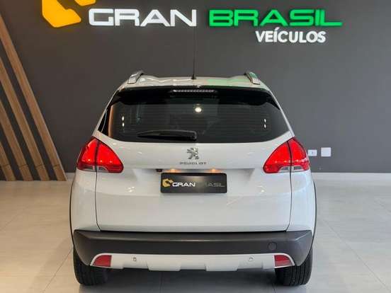 PEUGEOT-2008-2018