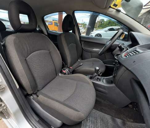 PEUGEOT-207-1.4 XR 8V FLEX 4P MANUAL PEUGEOT-207-2010