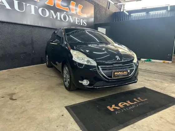 PEUGEOT 208 1.6 GRIFFE 16V FLEX 4P AUTOMÁTICO