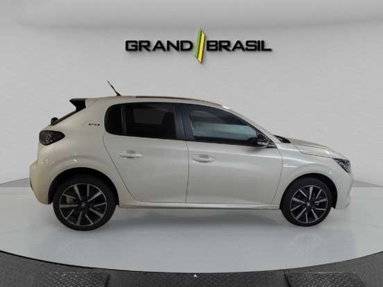 PEUGEOT-208-2023