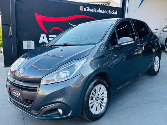 PEUGEOT-208-2019
