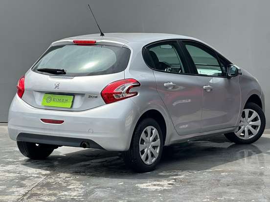 PEUGEOT-208-2014