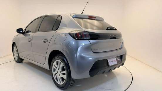 PEUGEOT-208-2022