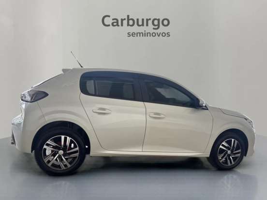 PEUGEOT-208-2022