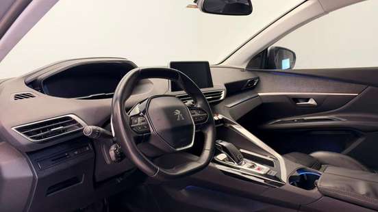 PEUGEOT-3008-1.6 GRIFFE THP 16V GASOLINA 4P AUTOMÁTICO PEUGEOT-3008-2018