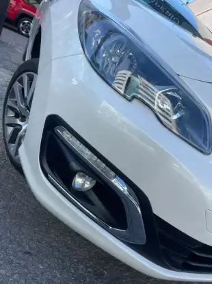 PEUGEOT-308-1.6 GRIFFE THP 16V FLEX 4P AUTOMÁTICO PEUGEOT-308-2017