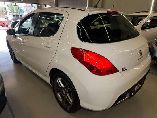 PEUGEOT-308-2015