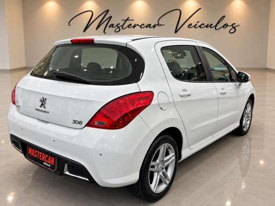 PEUGEOT-308-2012