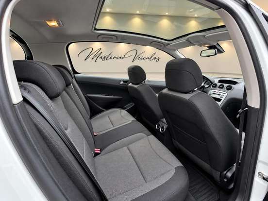 PEUGEOT-308-2012