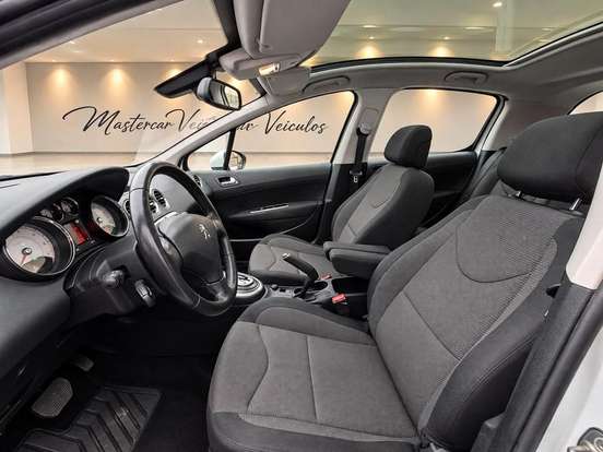 PEUGEOT-308-2012