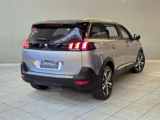 PEUGEOT-5008-1.6 GRIFFE PACK THP 16V GASOLINA 4P AUTOMÁTICO PEUGEOT-5008-2017