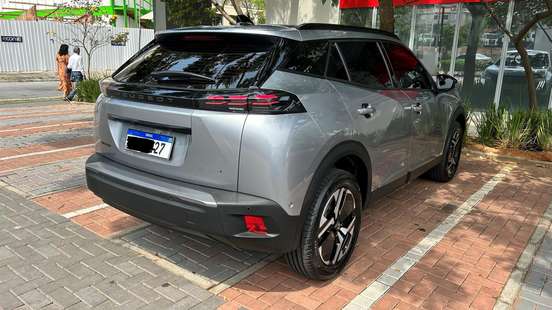 PEUGEOT-2008-2025