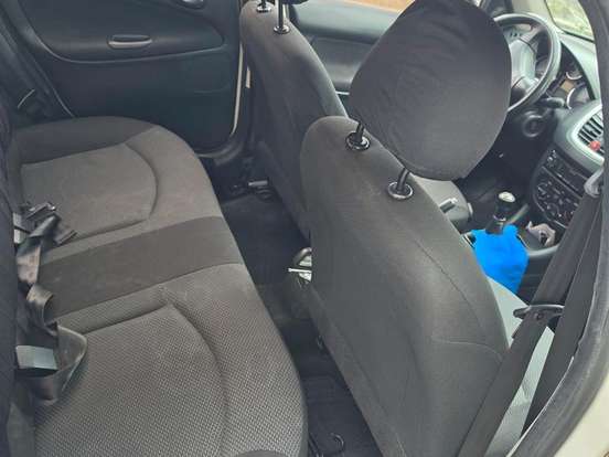 PEUGEOT-207-1.4 XR PASSION 8V FLEX 4P MANUAL PEUGEOT-207-2012