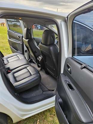 PEUGEOT-3008-2016