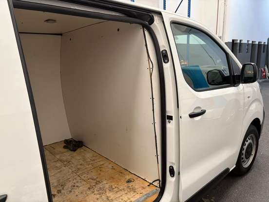 PEUGEOT-EXPERT-1.5 BLUEHDI DIESEL CARGO MANUAL PEUGEOT-EXPERT-2022