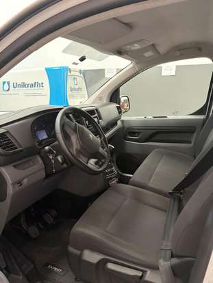 PEUGEOT-EXPERT-2022