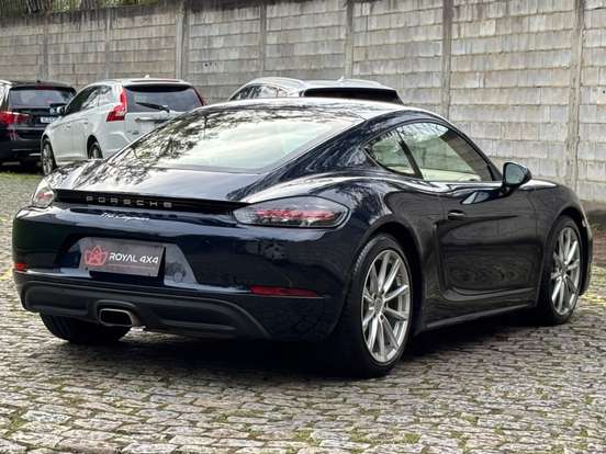 PORSCHE-718-2016