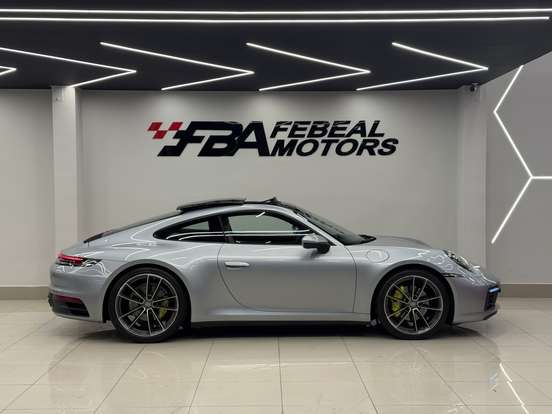 PORSCHE-911-2022