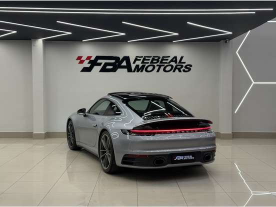 PORSCHE-911-2022