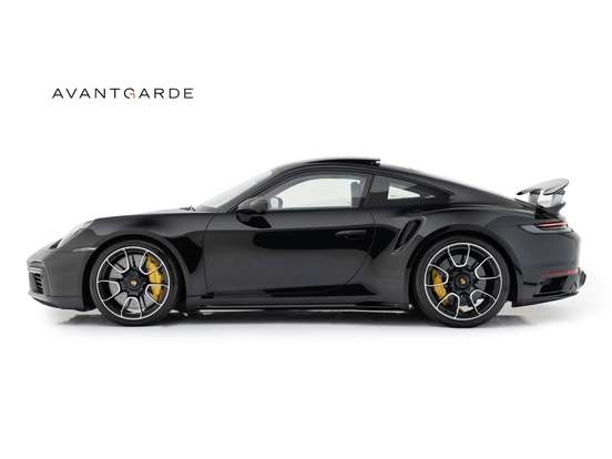 PORSCHE-911-2023