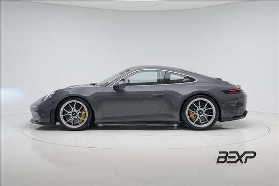 PORSCHE-911-2025