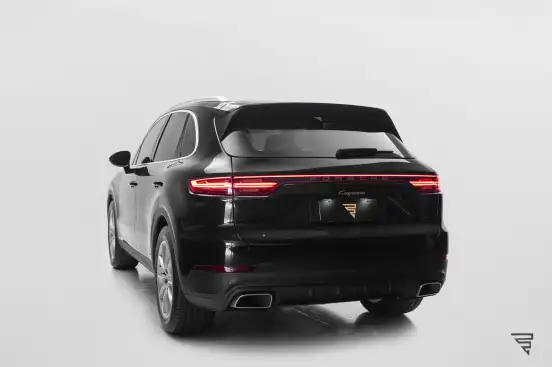 PORSCHE-CAYENNE-2019
