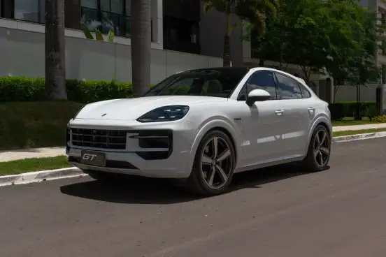 PORSCHE-CAYENNE-2024