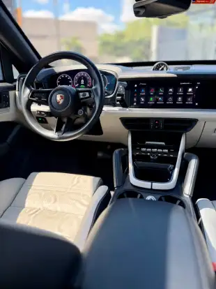 PORSCHE-CAYENNE-2024