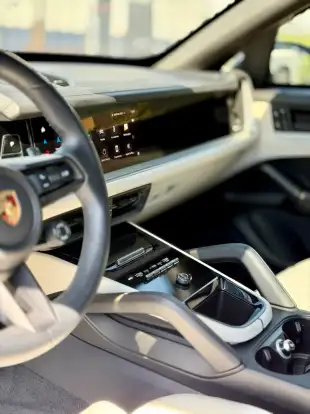 PORSCHE-CAYENNE-2024