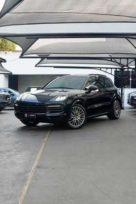 PORSCHE-CAYENNE-2022