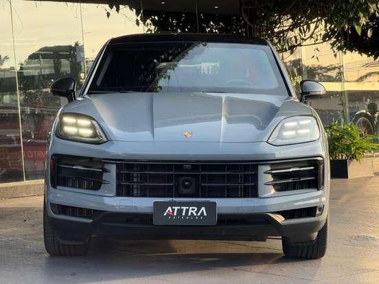 PORSCHE-CAYENNE-2025
