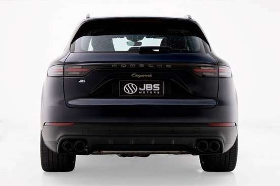 PORSCHE-CAYENNE-2022