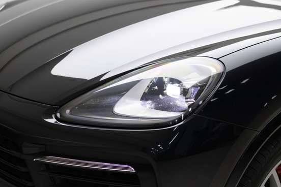 PORSCHE-CAYENNE-2019