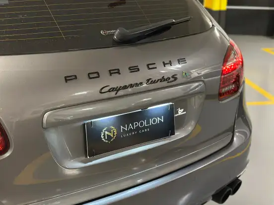 PORSCHE-CAYENNE-4.8 4X4 V8 32V TURBO GASOLINA 4P TIPTRONIC PORSCHE-CAYENNE-2011