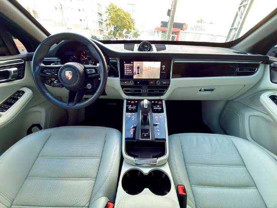 PORSCHE-MACAN-2024