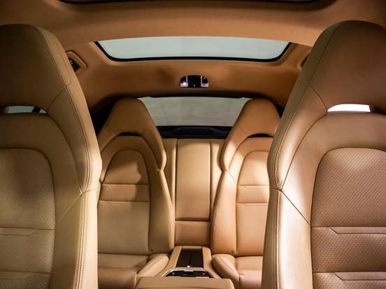 PORSCHE-PANAMERA-2022