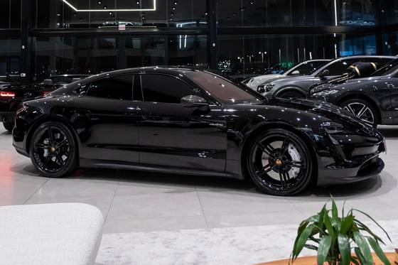 PORSCHE TAYCAN 4S ELÉTRICO