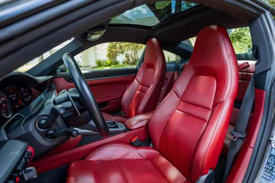 PORSCHE-911-2020