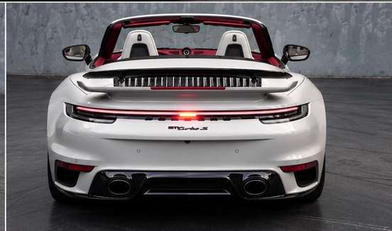 PORSCHE-911-2020