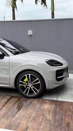 PORSCHE CAYENNE 3.0 V6 E-HYBRID COUPÉ AWD TIPTRONIC S