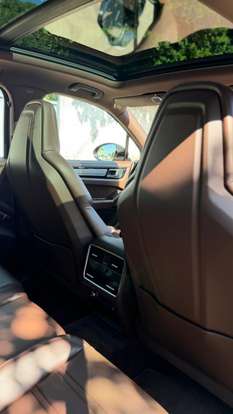 PORSCHE-CAYENNE-2023