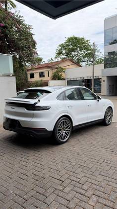 PORSCHE CAYENNE 3.0 V6 E-HYBRID COUPÉ PLATINUM EDITION AWD TIPTRONIC S