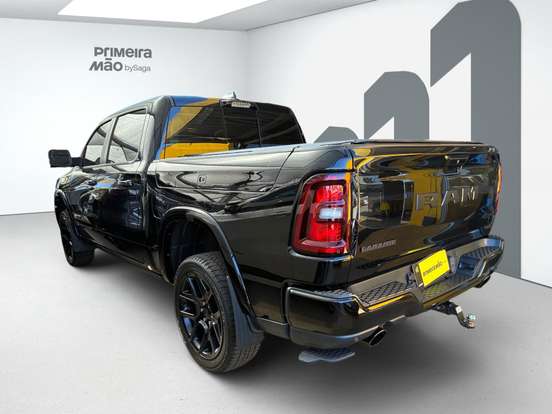 RAM-1500-3.0 HURRICANE 6 BITURBO GASOLINA LARAMIE NIGHT EDITION CD 4X4 AUTOMÁTICO RAM-1500-2025