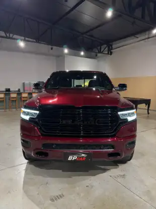 RAM-1500-5.7 V8 GASOLINA LIMITED NIGHT EDITION CD 4X4 AUTOMÁTICO RAM-1500-2023
